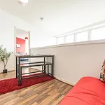 Dockside Penthouse Albert